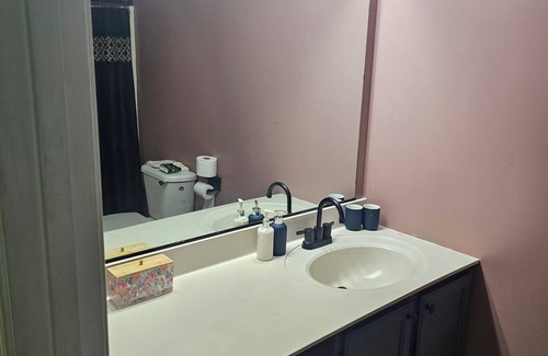 Fredericksburg House | Cozy and unique. In the middle of FXBG