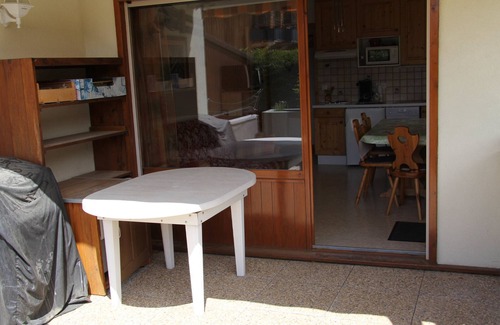 Saint-Jean-de-Sixt Apartment | Cozy Apartment for 4-6 in Village Center with Terrace and Parking (BLA003)