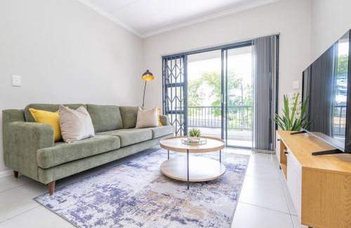 Trawal Apartment | Cozy Apartment in Brackenfell, Cape Town, ZA