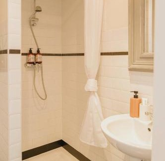 Zurenborg Apartment | Cozy Apartment in Central Antwerp