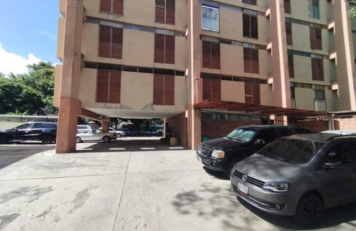 Chacao Apartment | Cozy apartment in front of la Carlota