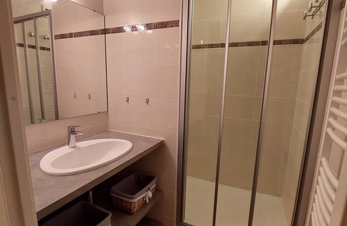 Meaudre Apartment | Cozy Apartment in Méaudre, 2 Bedrooms, Balcony, Close to Village Center, 1km from Ski Pistes