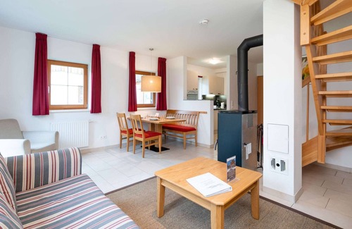 Obertraun Apartment | Cozy Apartment in Obertraun With Pool