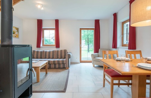Obertraun Apartment | Cozy Apartment in Obertraun With Pool