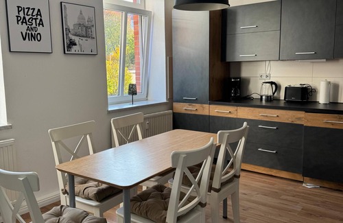 Zeitz Apartment | Cozy apartment "Maria" in Zeitz with 3 bedrooms