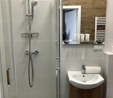 Nowa Praga Apartment | Cozy Apartment Penthouse Praga Kamionek