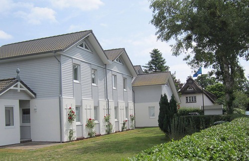 Falshoft Apartment | Cozy apartment right on the Baltic Sea and the beach in front of the door