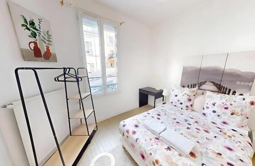 Le Perreux-sur-Marne Apartment | Cozy APT in Le Perreux with Parisian Charm & Disneyland Fun