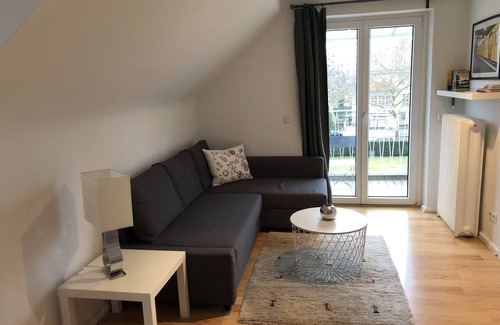 Westend Apartment | Cozy attic apartment near fair/ZOB, Olympic Stadium and the Waldbühne
