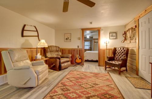 Augusta House | Cozy Augusta Cabin with Furnished Deck and Grill!