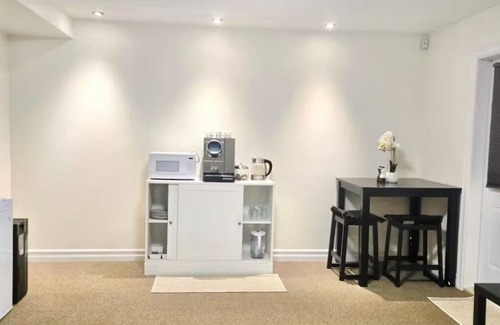 Lower Sackville House | Cozy Basement Suite