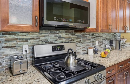 Milton House | Cozy Beach Retreat w/Pool & Ping Pong Table