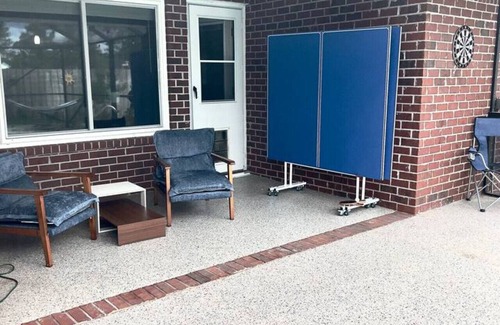 Milton House | Cozy Beach Retreat w/Pool & Ping Pong Table