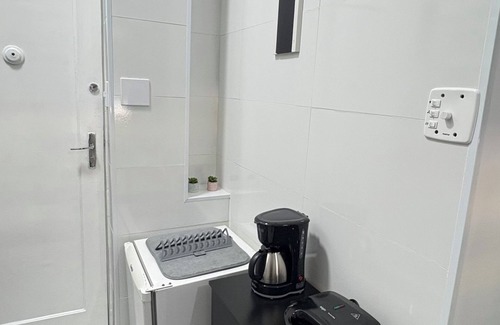 Aparecida Apartment | Cozy beachfront studio, great location, renovated and with Wi-Fi…