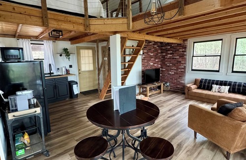 Mindoro Cabin | Cozy cabin 25 minutes from La Crosse,Winona & Arcadia.Overlooks the Black River!