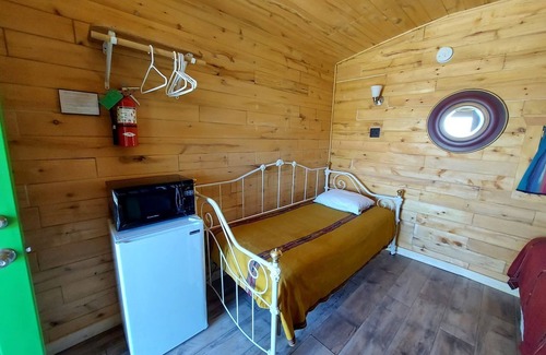 Escalante Cabin | Cozy Cabin in Escalante, Utah - Amazing Glamping Spot for Exploring Canyons and National Parks