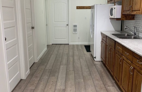 Saint Malo Cabin | Cozy cabin just a few minutes walk from St. Malo Provincial Park & Beach!