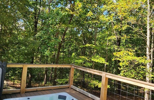Ocoee Cabin | Cozy Cabin near Ocoee Lake in the Cherokee National Forest. Natures Paradise.