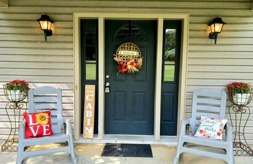 Pangburn Cabin | Cozy Cabin on Little Red River Sleeps 12!