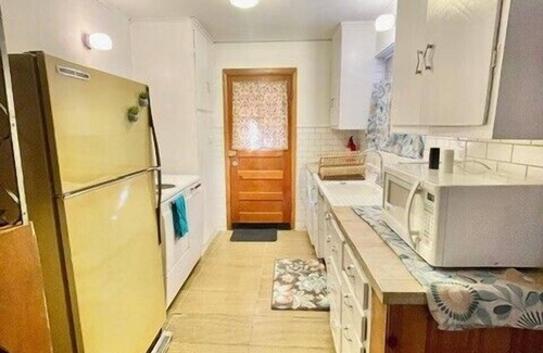 Midway Cabin | Cozy Cabin Retreat in Midway