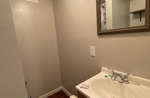 Hyde Park Cabin | Cozy cabin with AC in lovely Jacksonville