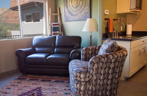 Oak Creek Condo | Cozy Cactus Resort .sorta kinda