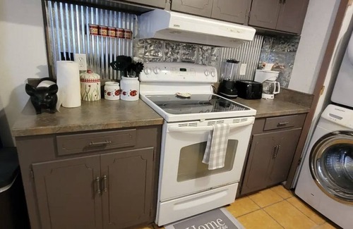 Blanco Cottage | Cozy Casita with private yard!