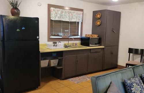 Blanco Cottage | Cozy Casita with private yard!