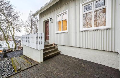 Hafnarfjordur House | Cozy Central Hafnarfjörður - Reykjavík zone
