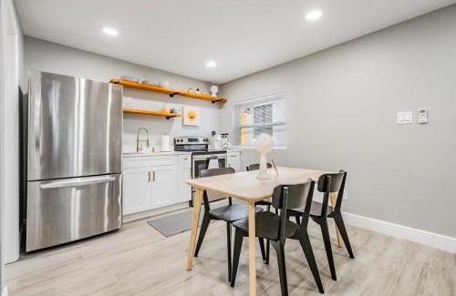 East Tampa House | Cozy Chic - Casita