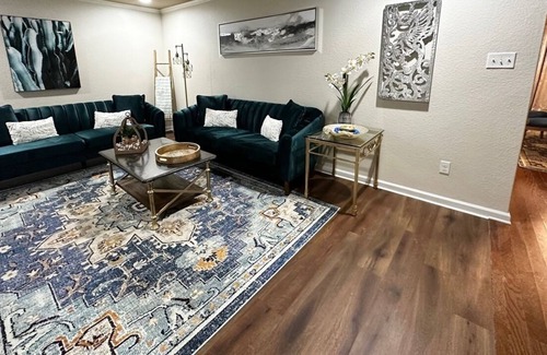 Ferndale House | Cozy, comfy and beautiful 3 BDR home