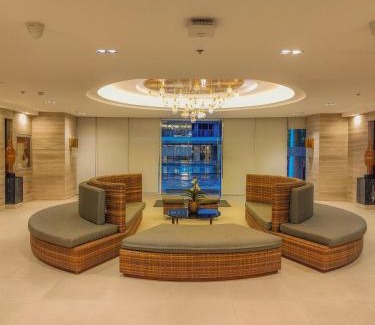 Highway Hills Apartment | Cozy Condo Home along EDSA with a City View