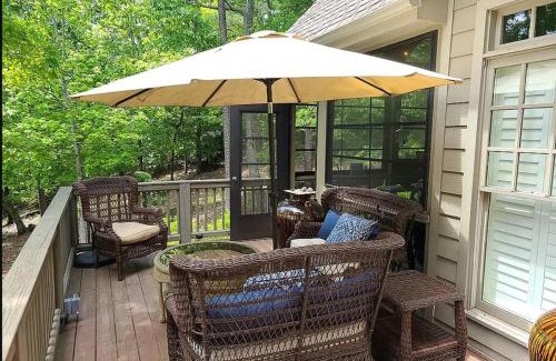 Big Canoe House | Cozy Cottage in Big Canoe