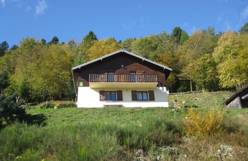 Le Menil Cottage | Cozy Cottage in Vosges - Pets Allowed