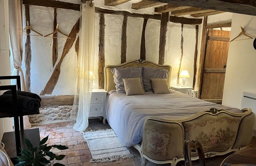 Lorris House | Cozy cottage “l'Ecurie”