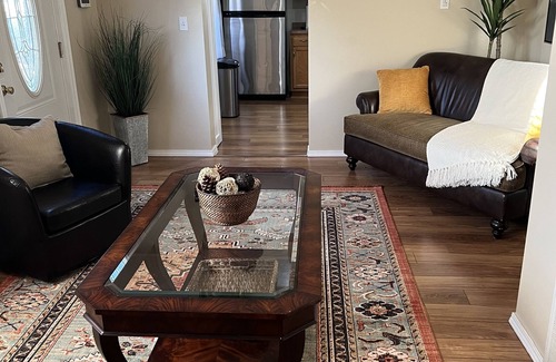 Lewiston Cottage | Cozy Cottage minutes away from the ARTPARK, Fishing Pier, Niagara River ,