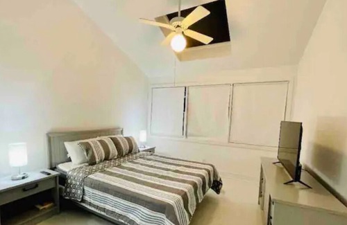 St. Simons Island Villa | Cozy cottage/studio - Pets welcome