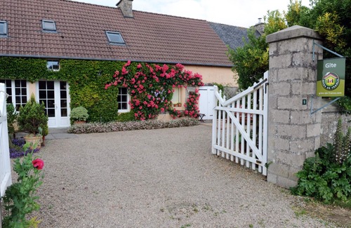 Theville Cottage | Cozy Cottage with Wood Stove, Terrace, and Modern Amenities