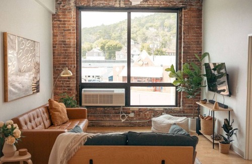 Duluth Apartment | COZY ✨ CRAFT DIST. ✨ FAMILY FRIENDLY ✨ ARTIST LOFT