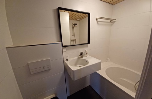 Lauwersoog House | Cozy detached vacation home with garden around: de Frije Fûgel, Lauwersoog