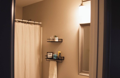 Palmer House | Cozy family home within walking distance of historical downtown Palmer, Alaska.