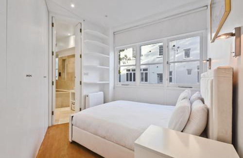 Queen's Gate Apartment | Cozy flat near Kensington Palace