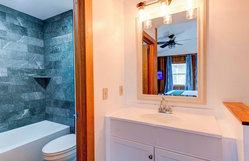 Waynesville Hotel | Cozy Furry Lodge King Suite w/King Bed, Coffee Maker, Microwave & Mini Fridge