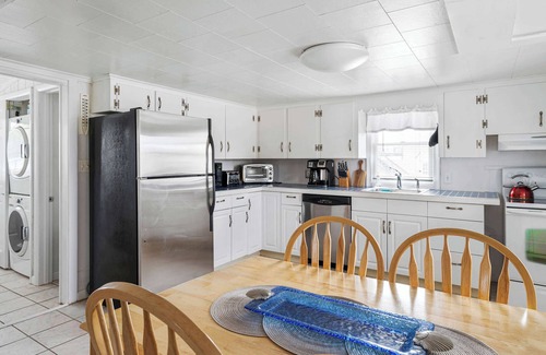 Dewey Beach House | Cozy Gem | Atlantic Ocean