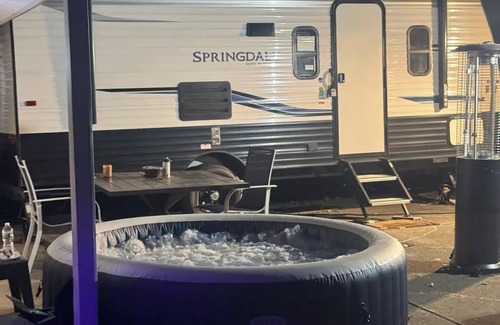 Southfield House | Cozy Hideout SuperHost Long Term