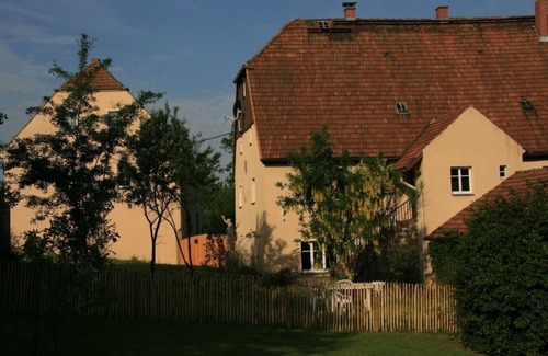 Zeschnig Apartment | Cozy holiday apartment on a former farm in a quiet, green location