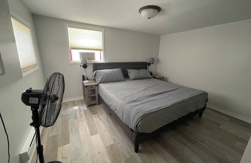Shelbyville House | Cozy home directly across the street from Gun Lake