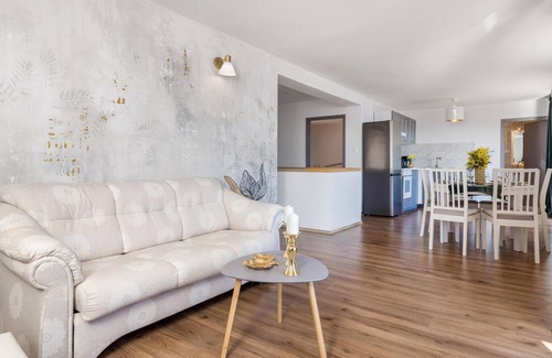 Bregi House | Cozy home in Bregi with WiFi