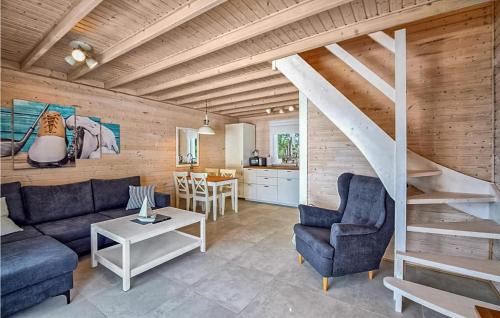 Kolczewo House | Cozy Home In Kolczewo With Wifi