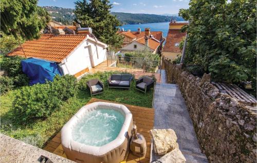 Volosko House | Cozy Home In Opatija With Wifi